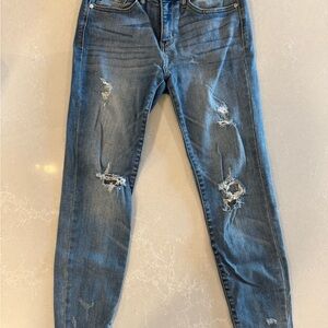 Judy Blue Light Wash Skinny Jeans